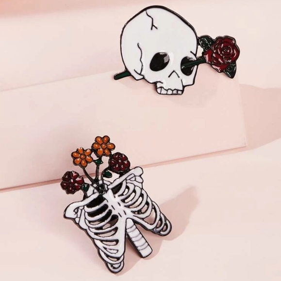 Skeleton and Flower Bouquet Pin - Picture 2 of 6